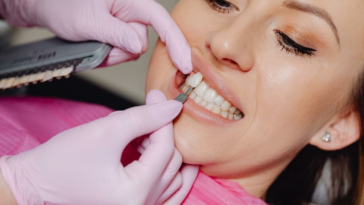 Jak uzupełnić brakujący ząb?